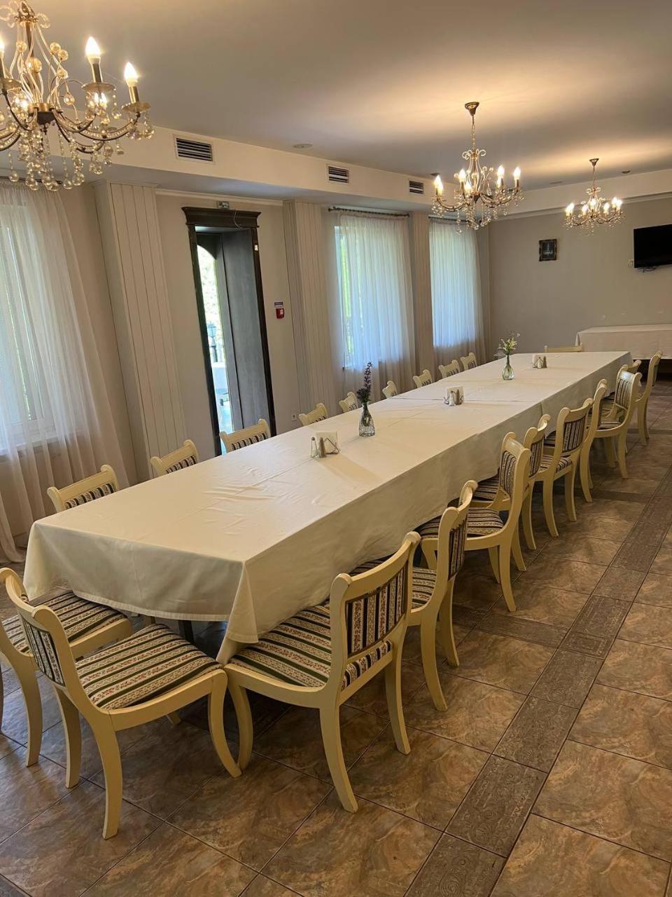 Borovik Hotel Novosilki Ngoại thất bức ảnh