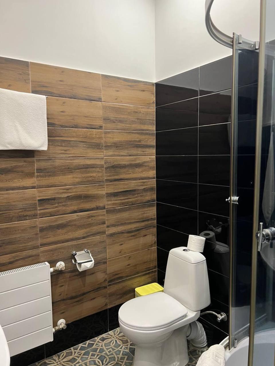 Borovik Hotel Novosilki Ngoại thất bức ảnh